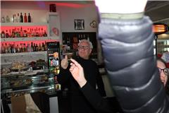 strippedCaption